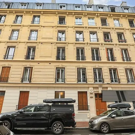 En Plein Coeur De De Famille Apartment Levallois-Perret